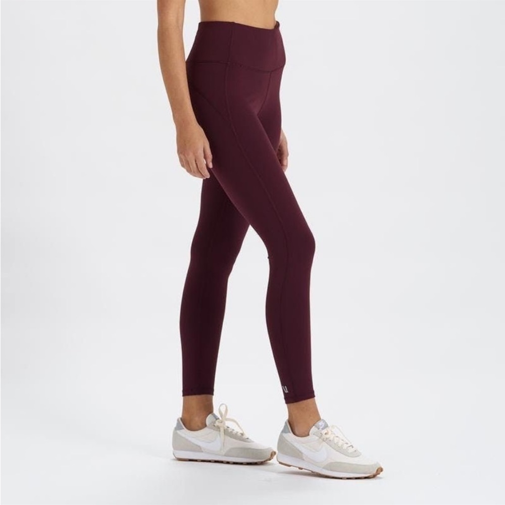 Vuori pace high rise waisted leggings cerise